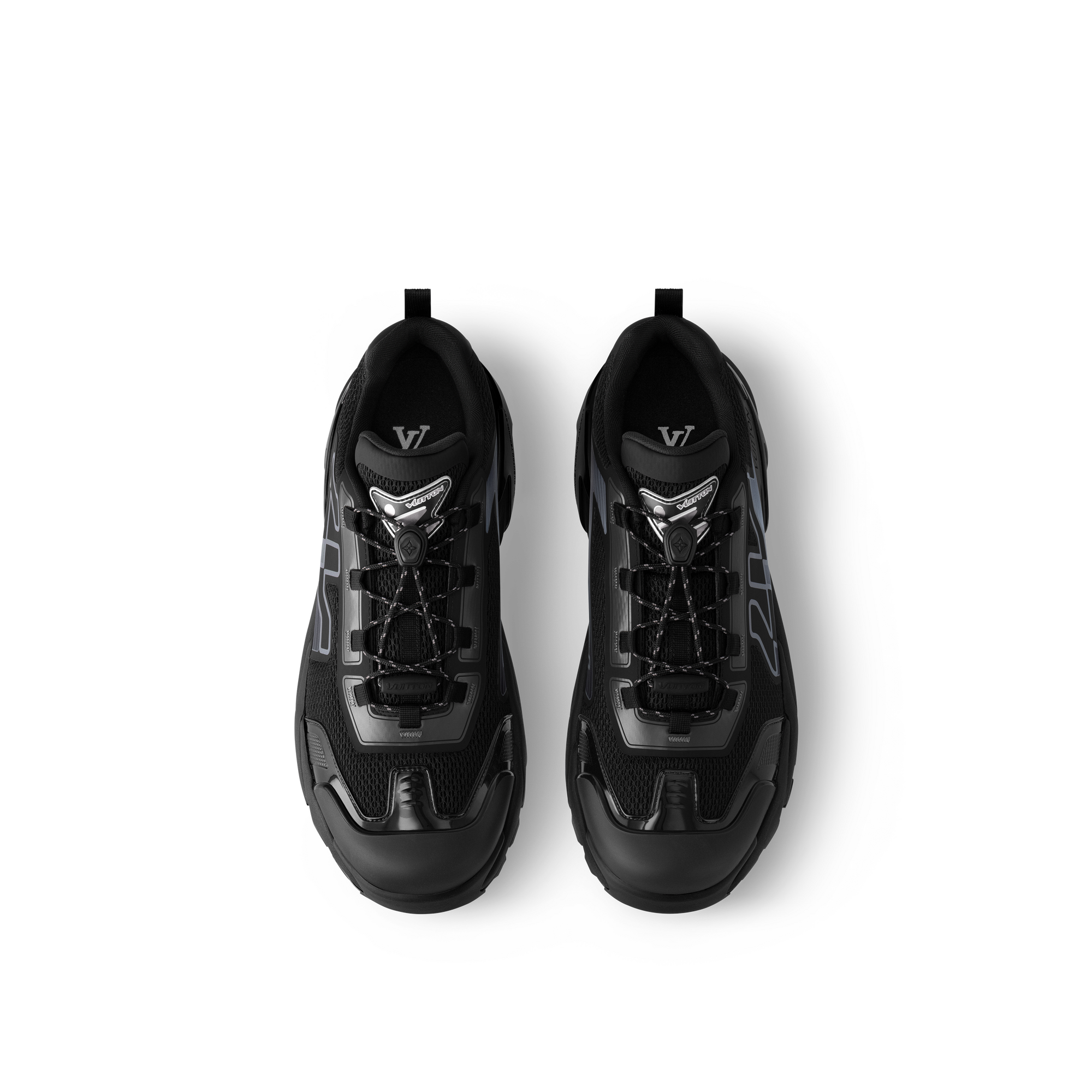 LV 러너 태틱 스니커즈