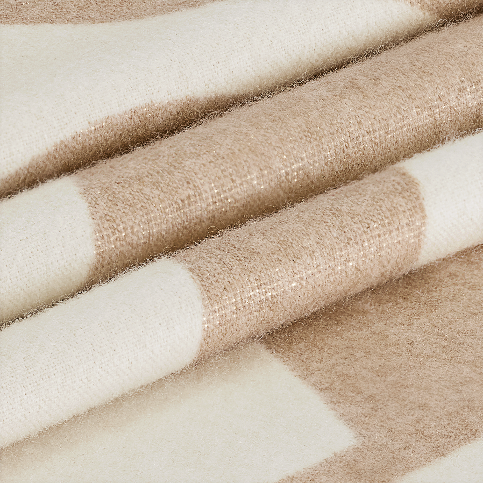 얼티밋 샤인 스카프