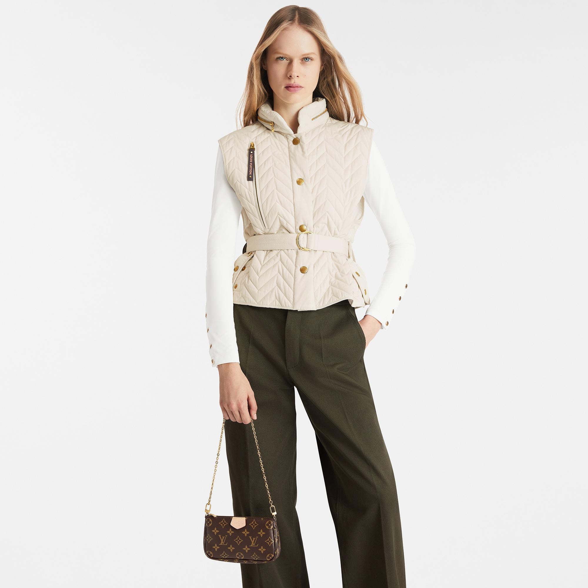 멀티 포쉐트 악세수아