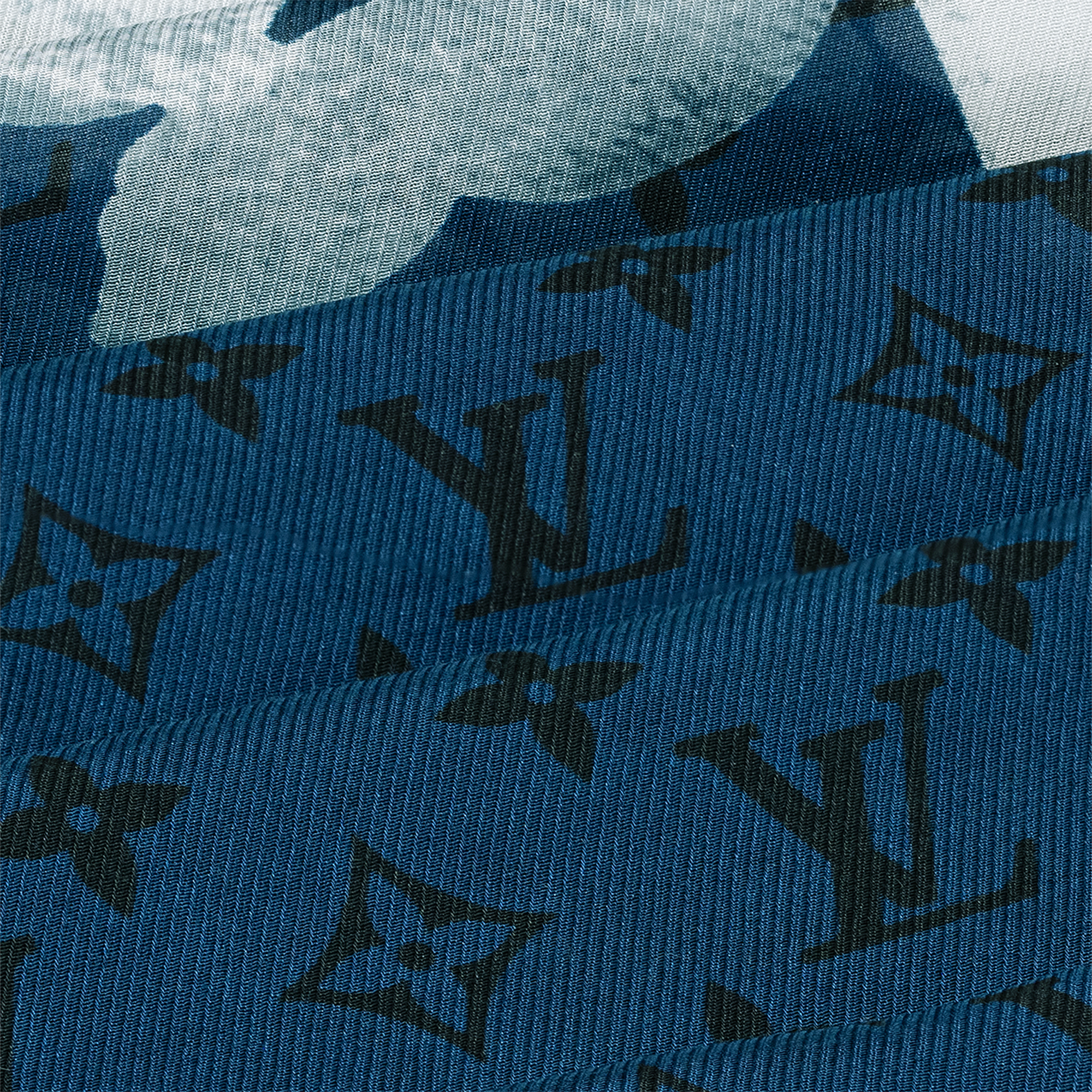 모노그램 플라워 스톨