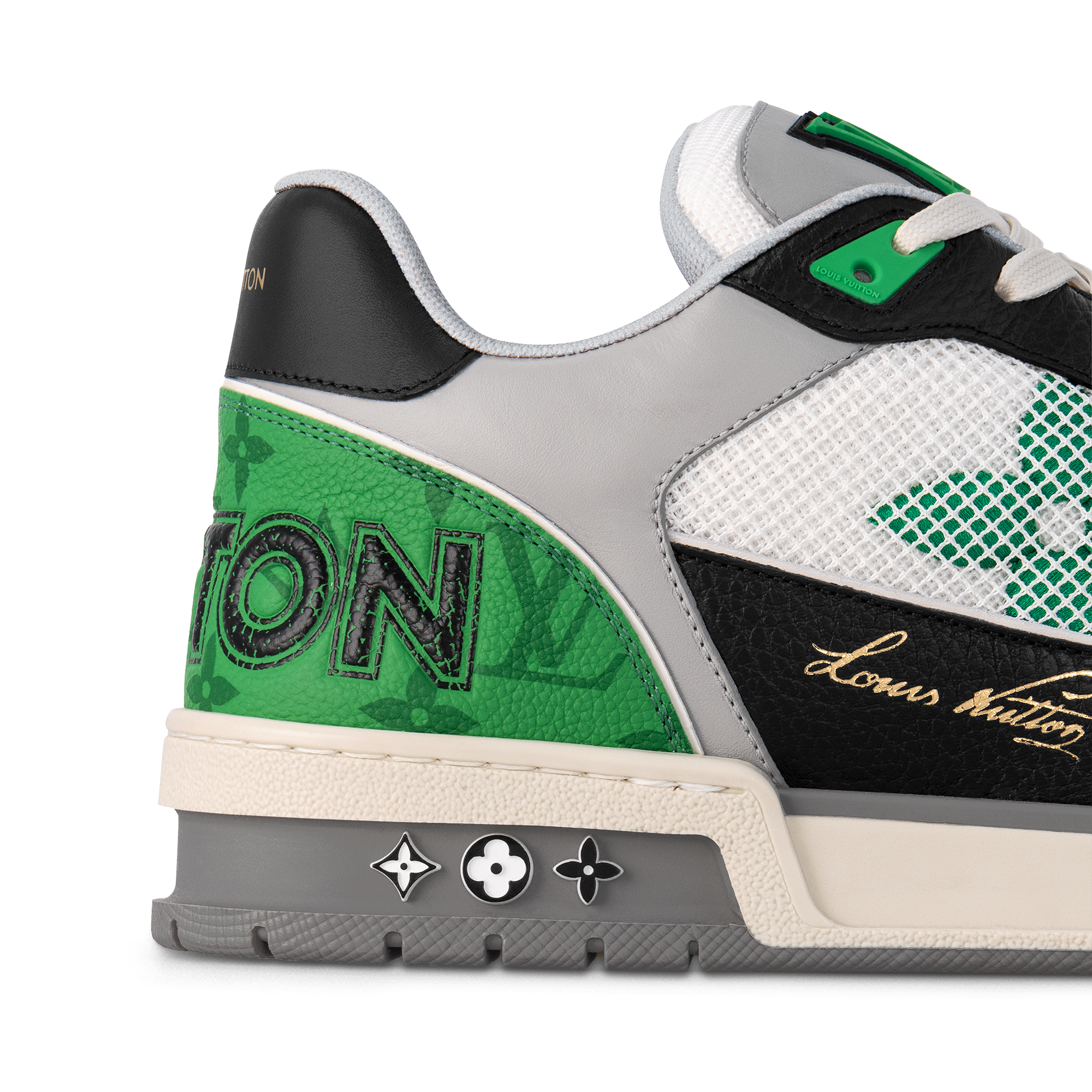 LV 트레이너 스니커즈