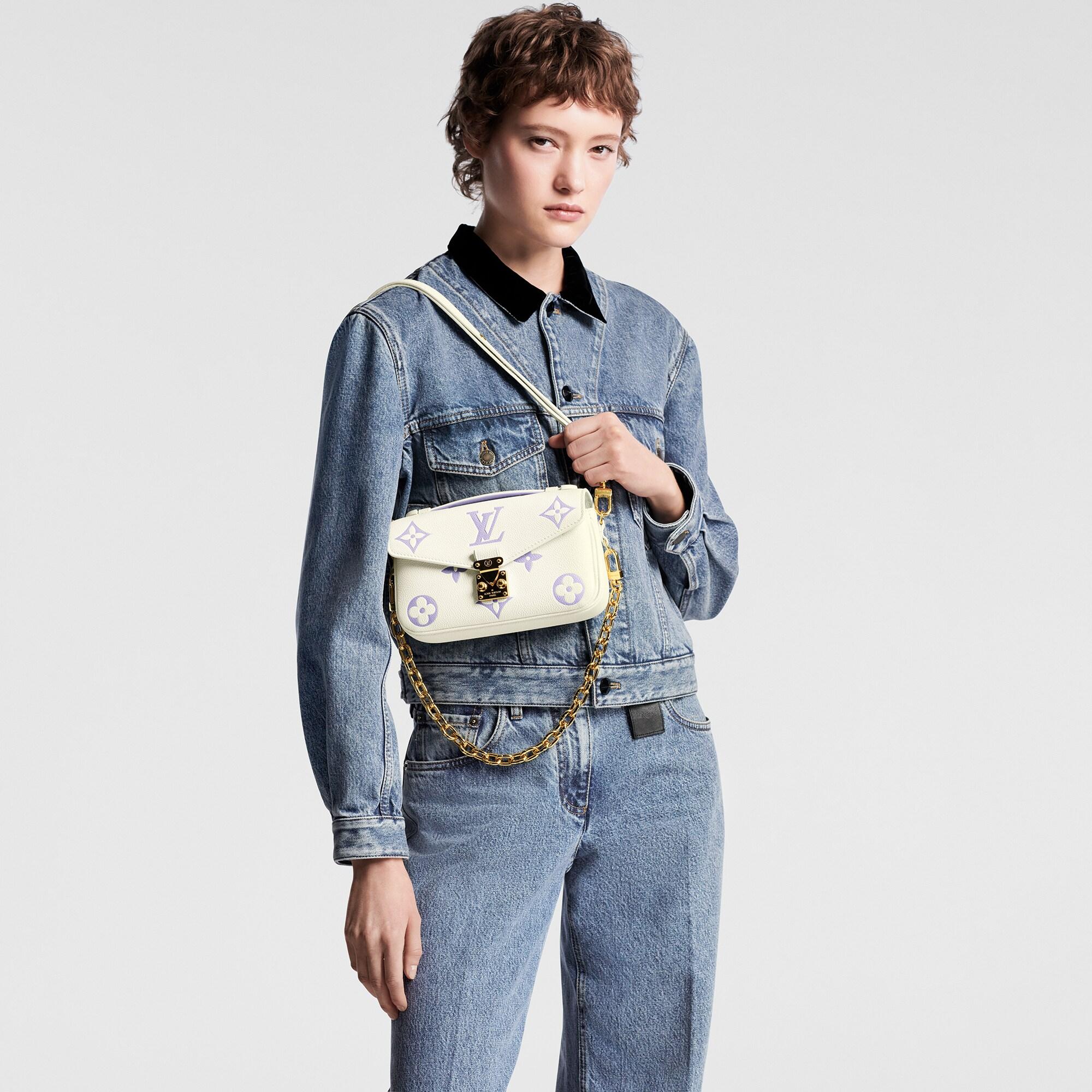 포쉐트 메티스 이스트 웨스트