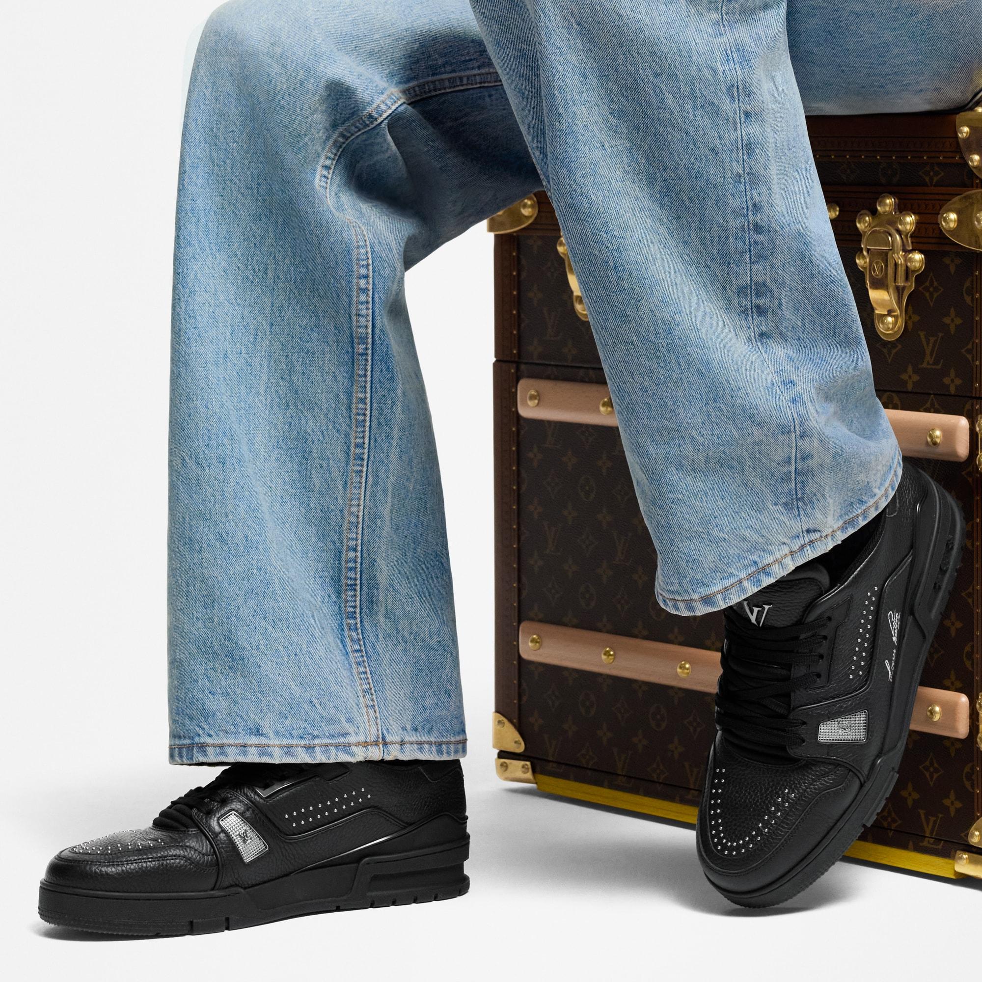 LV 트레이너 스니커즈