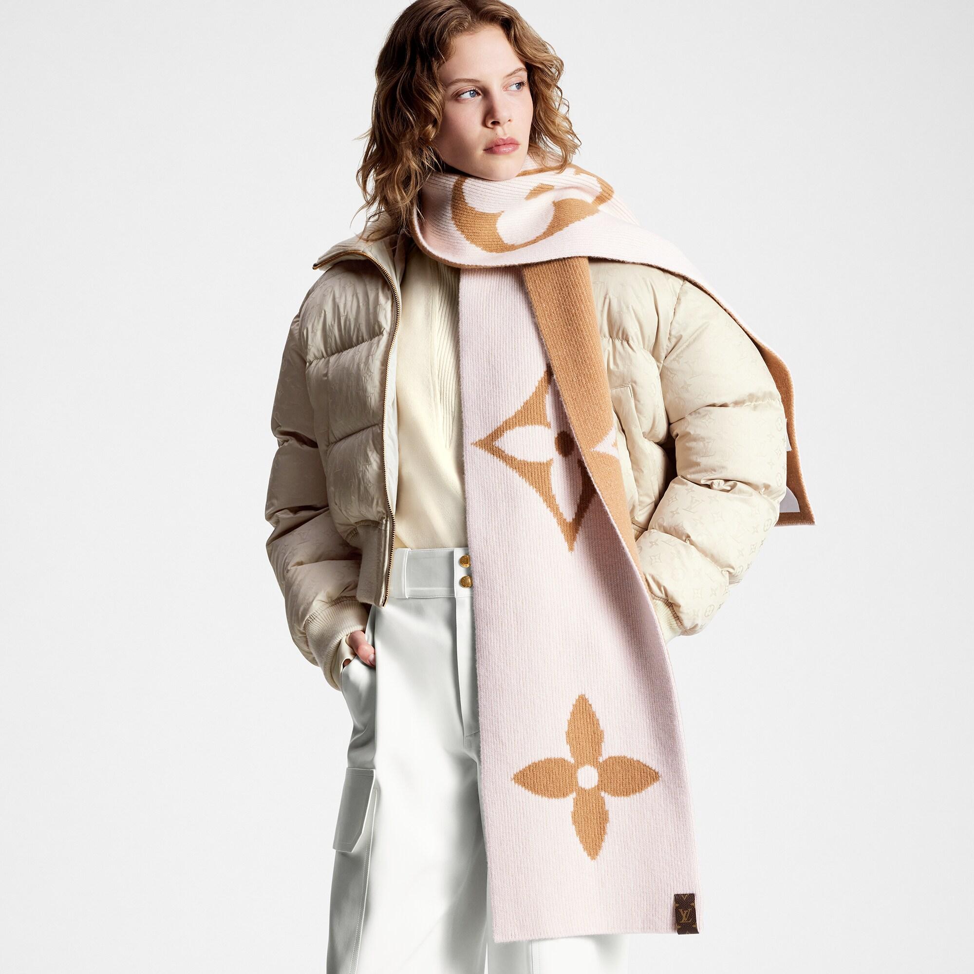 LV 메달리언 니트 스카프