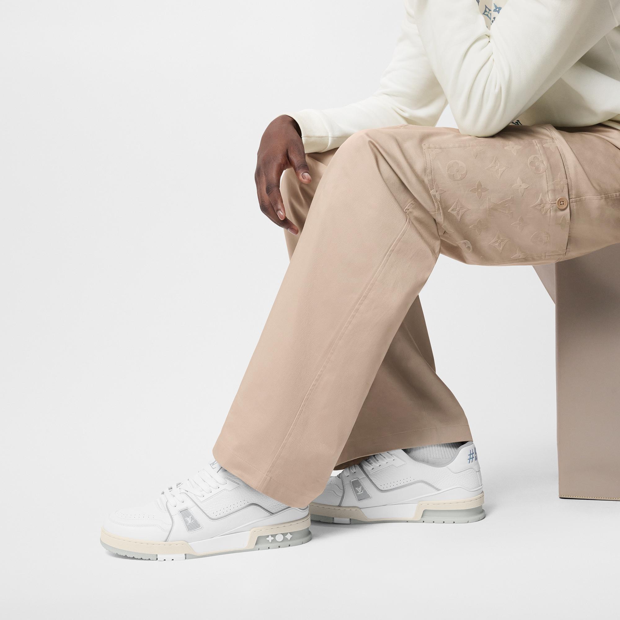 LV 트레이너 스니커즈