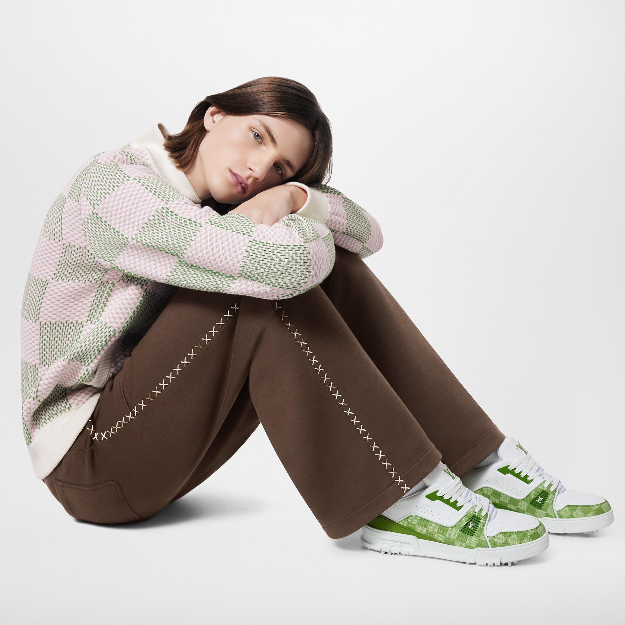 LV 트레이너 스니커즈