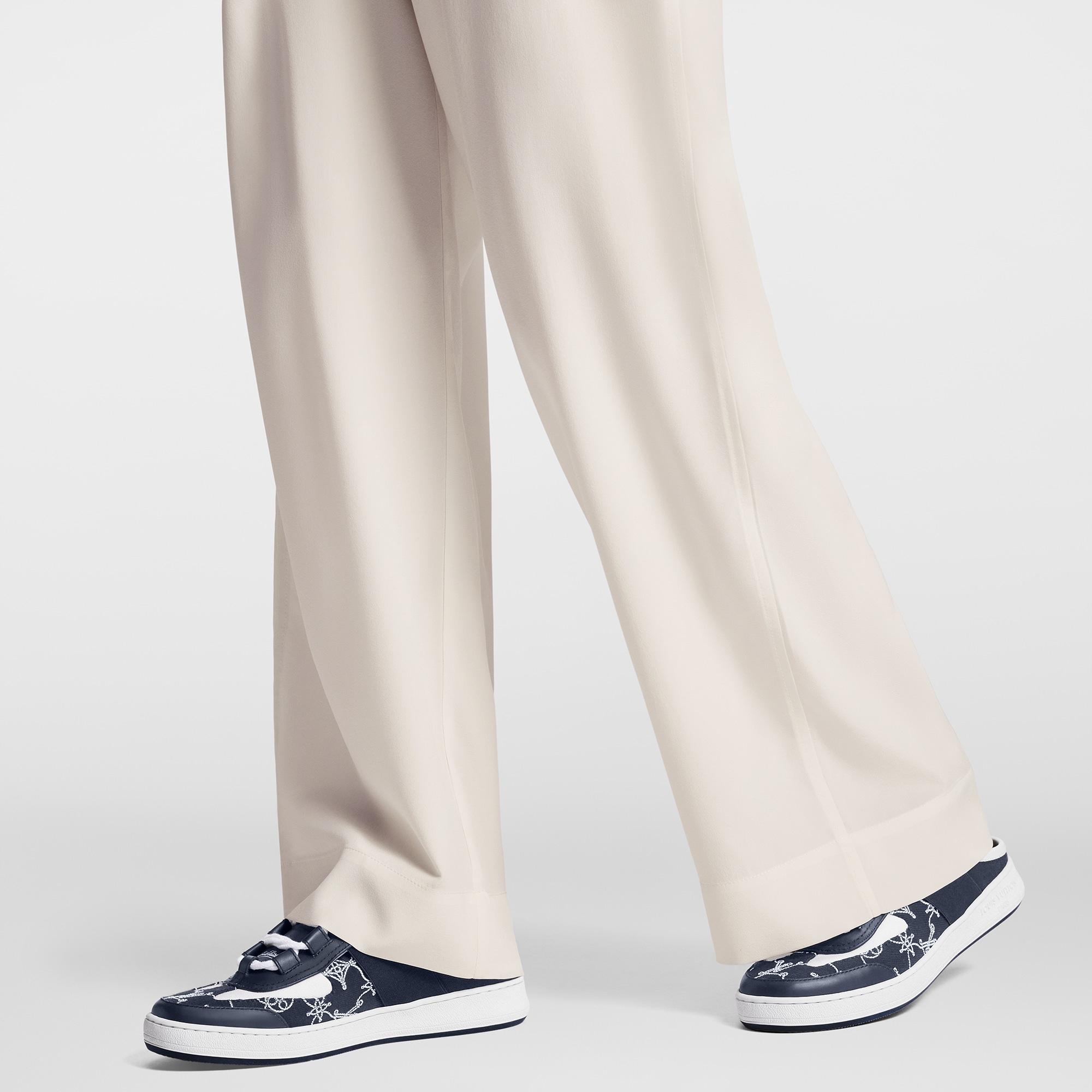 루 오픈 백 스니커즈