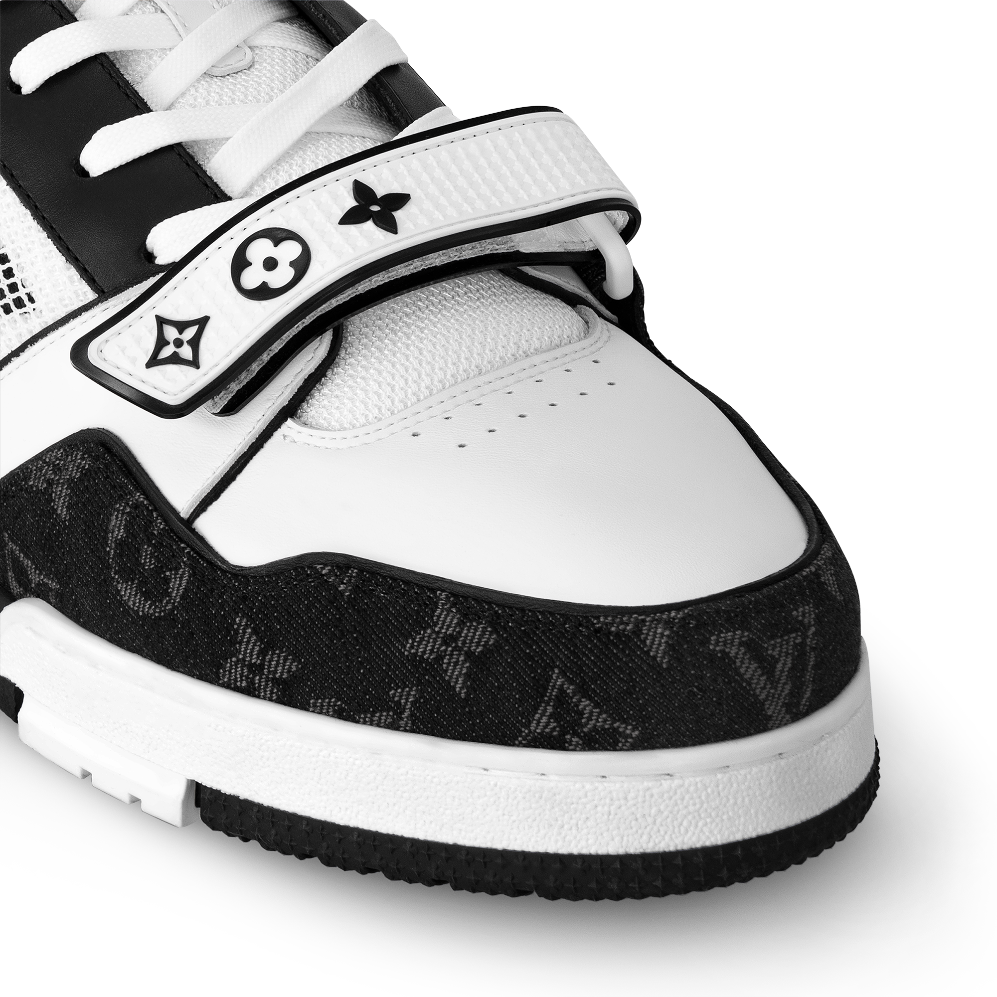 LV 트레이너 스니커즈