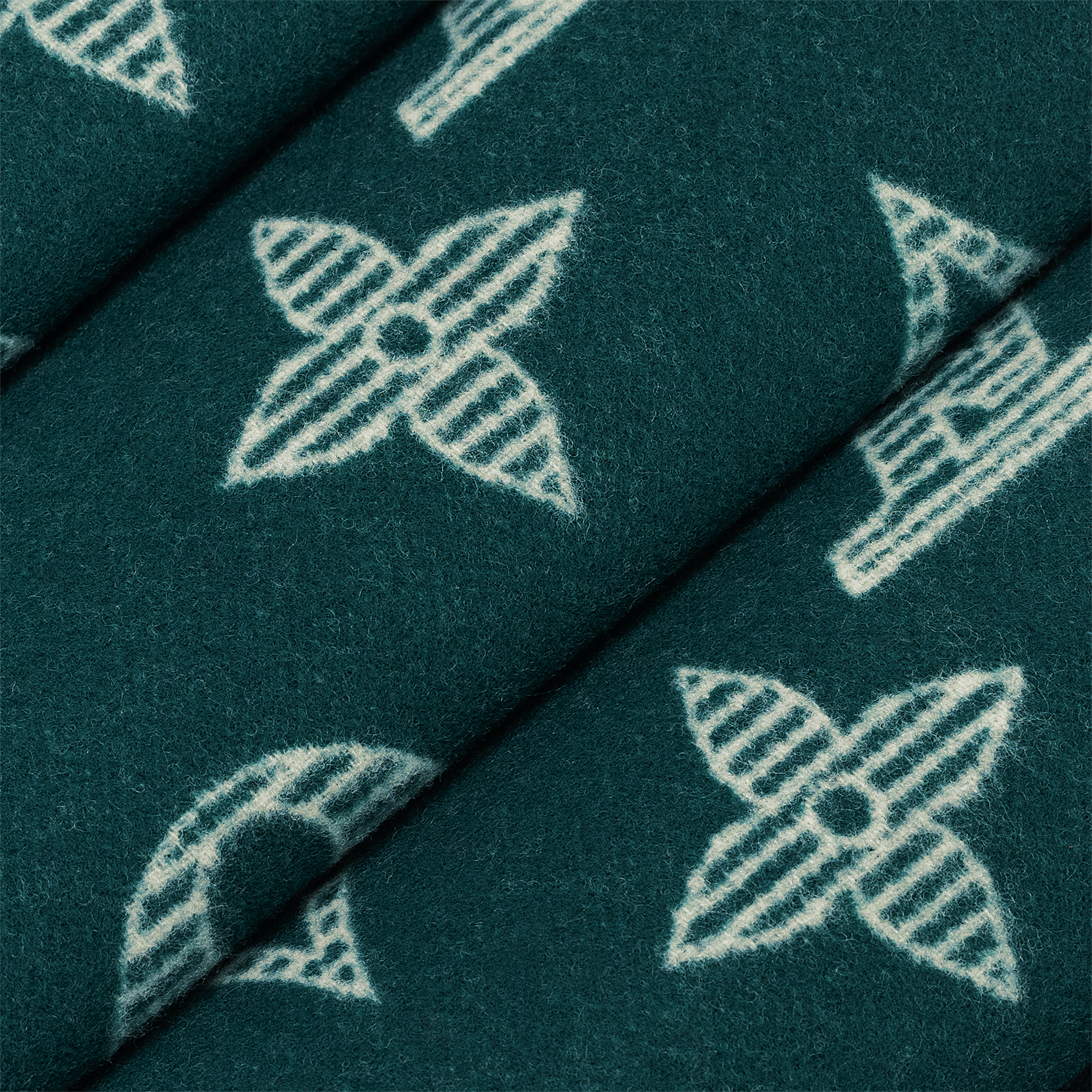 모노그램 섀도우 (Monogram Shadow) 스카프