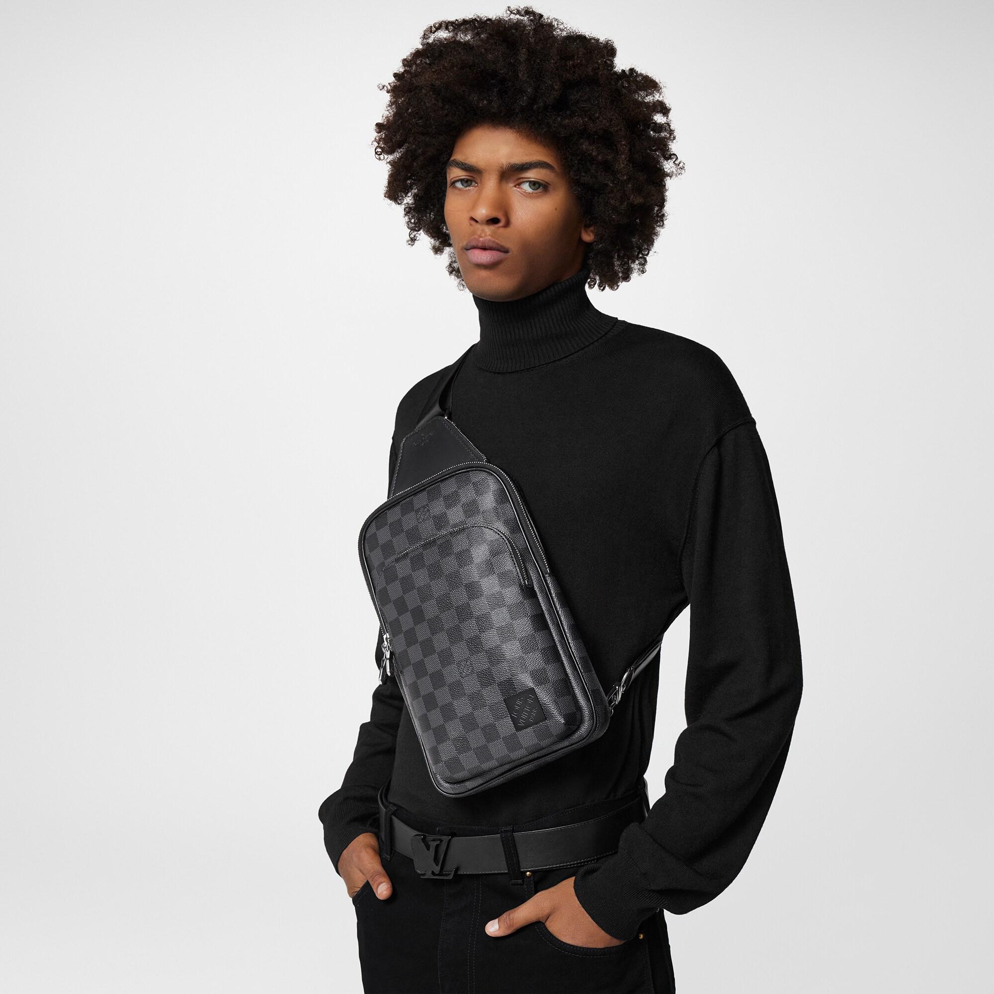 에비뉴 슬링 백