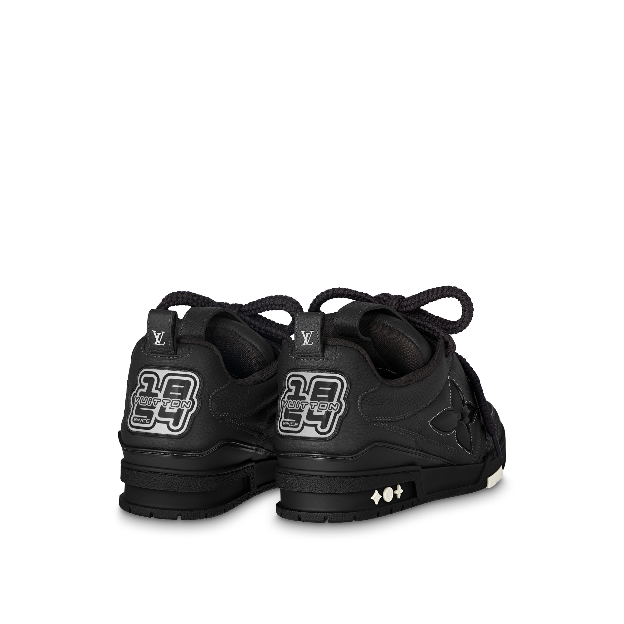 LV 스케이트 스니커즈