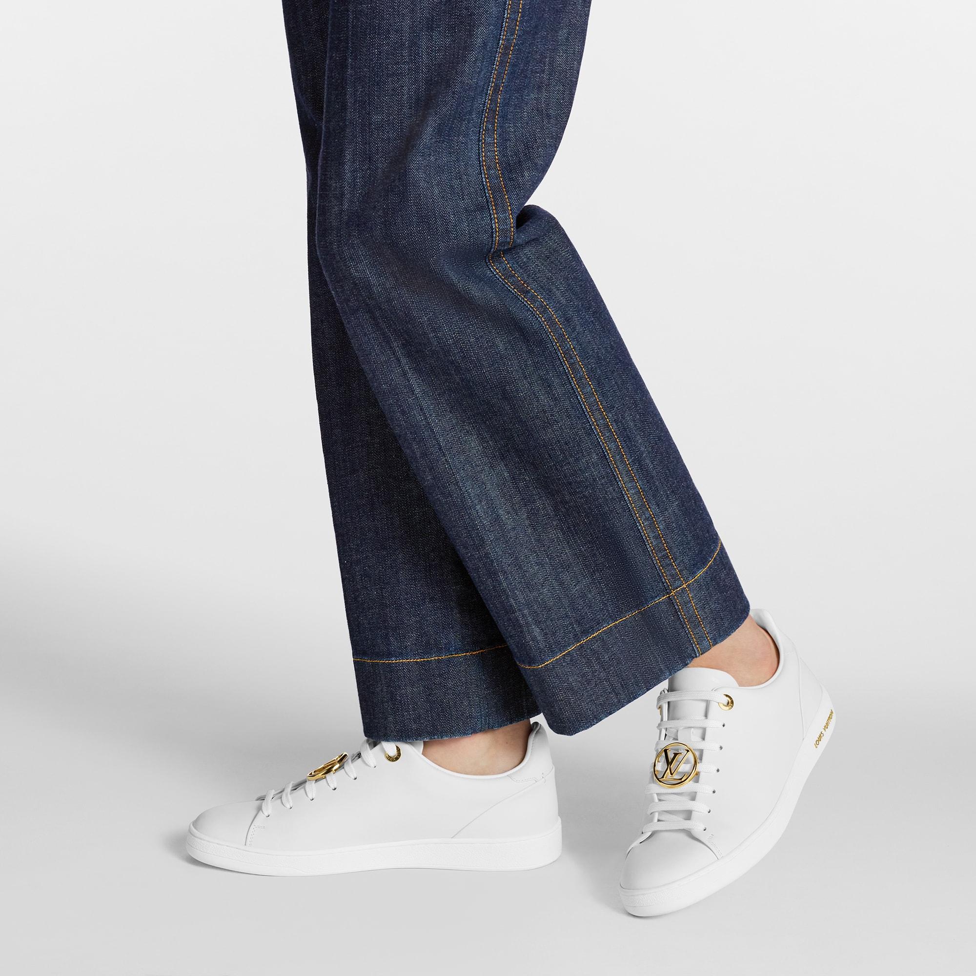 프론트로우 스니커즈