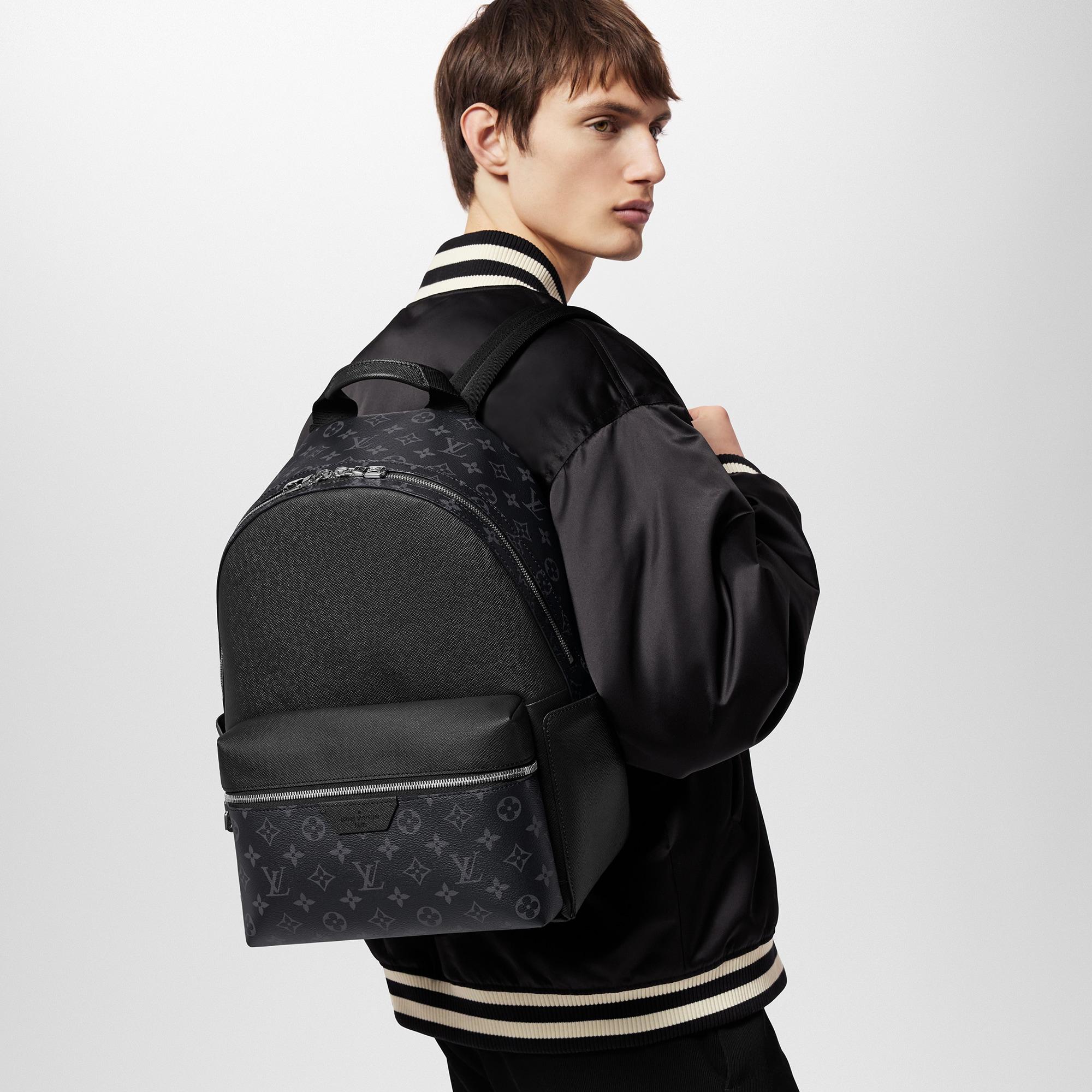 디스커버리 백팩