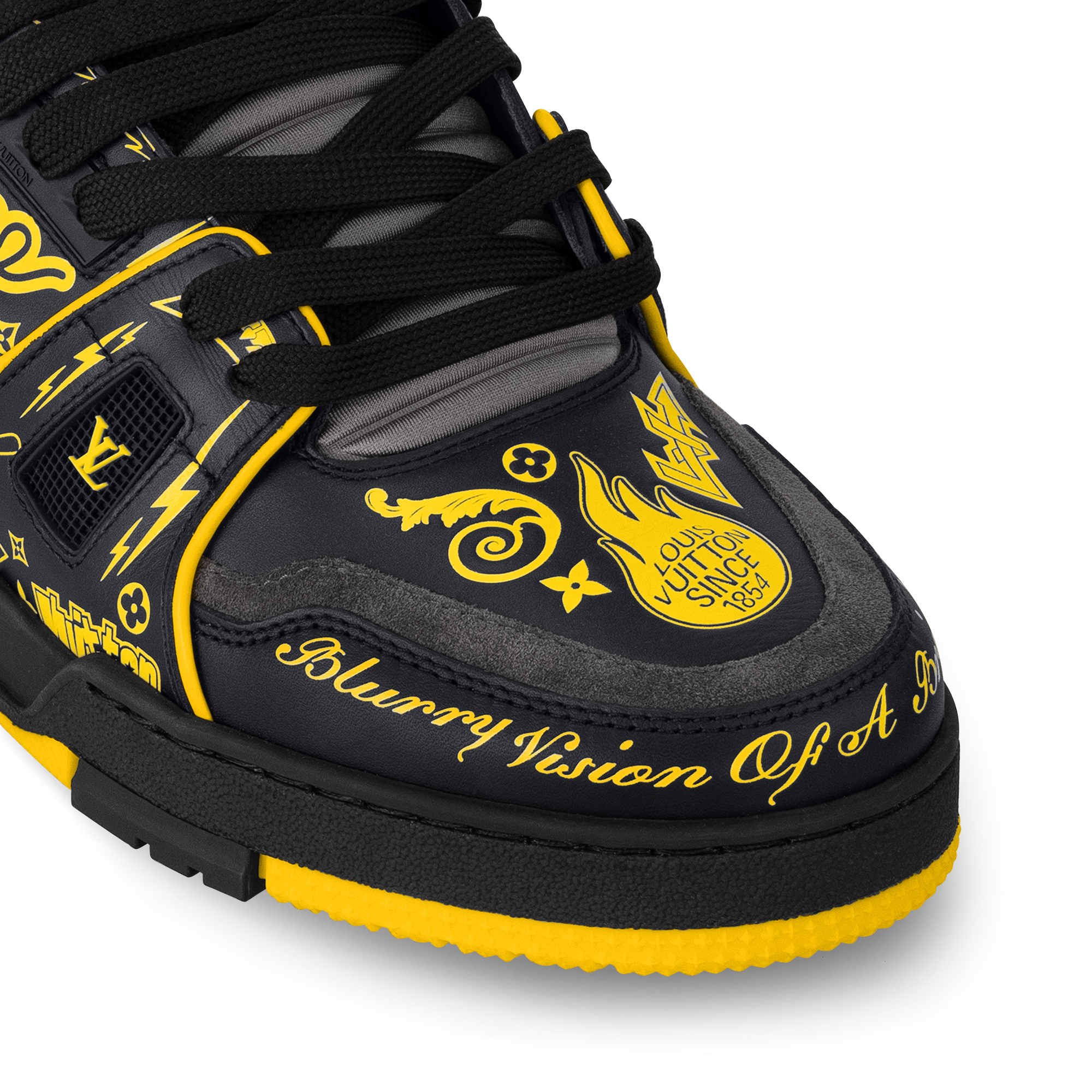 LV 트레이너 스니커즈