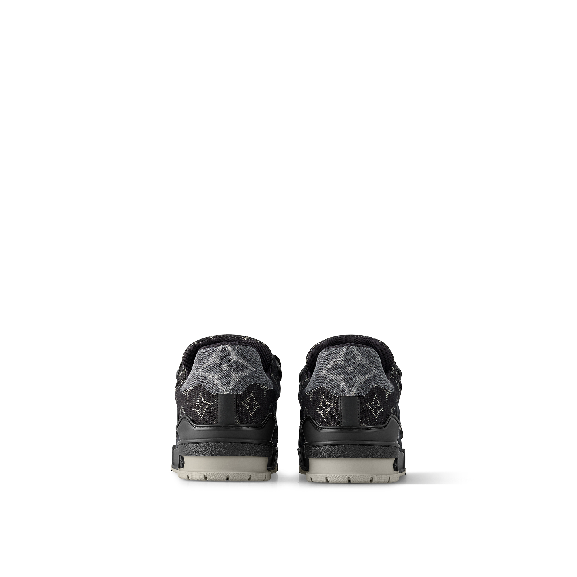 LV 트레이너 스니커즈