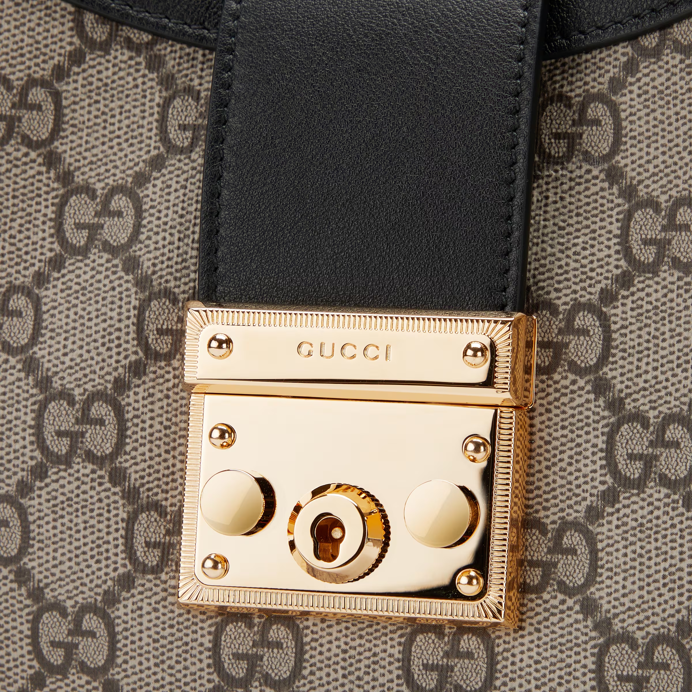 Gucci Padlock GG medium shoulder bag
