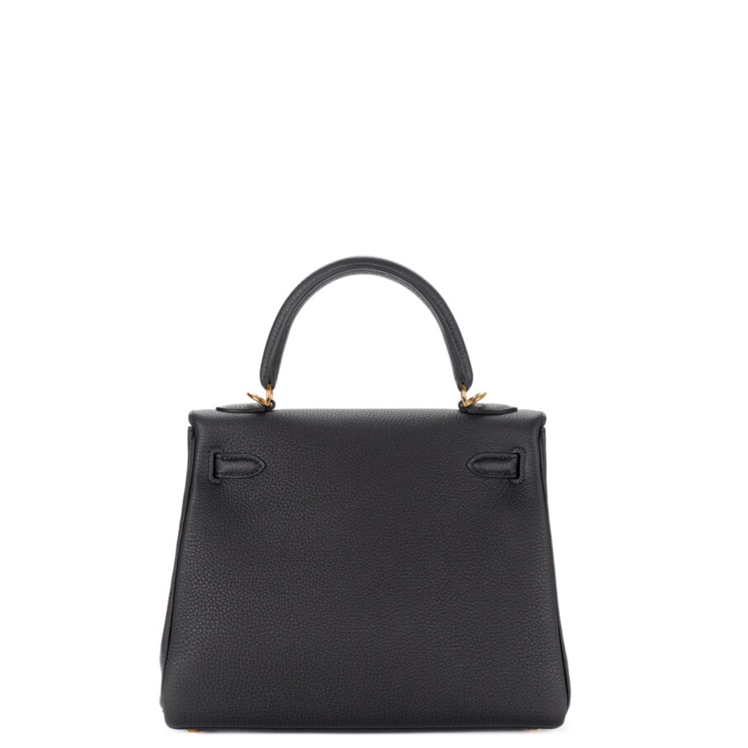 Hermès Kelly 25 Gold Hardware Hand-stitched Togo Leather Noir