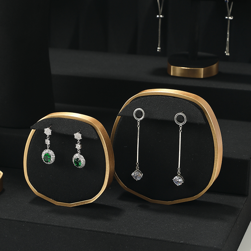 S014 Black DIGU Luxury Microfiber Jewelry Display Props with Metal Base