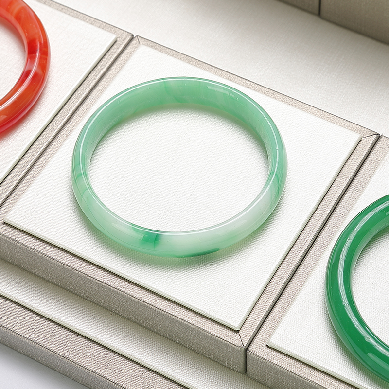 S029 DIGU PU Leather Ring Bracelet Chain Jewelry Display Stand Set