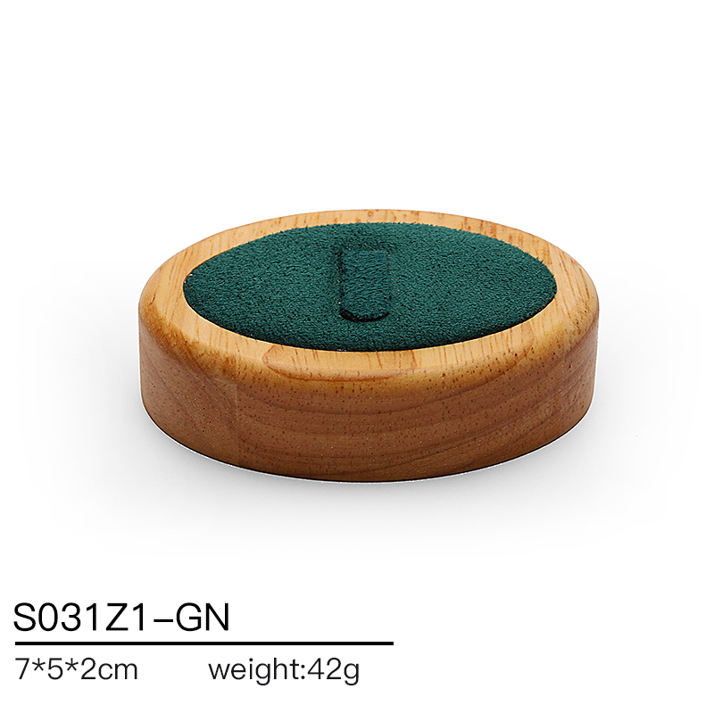 S031 DIGU Jewelry display props made of suede and rubber wood