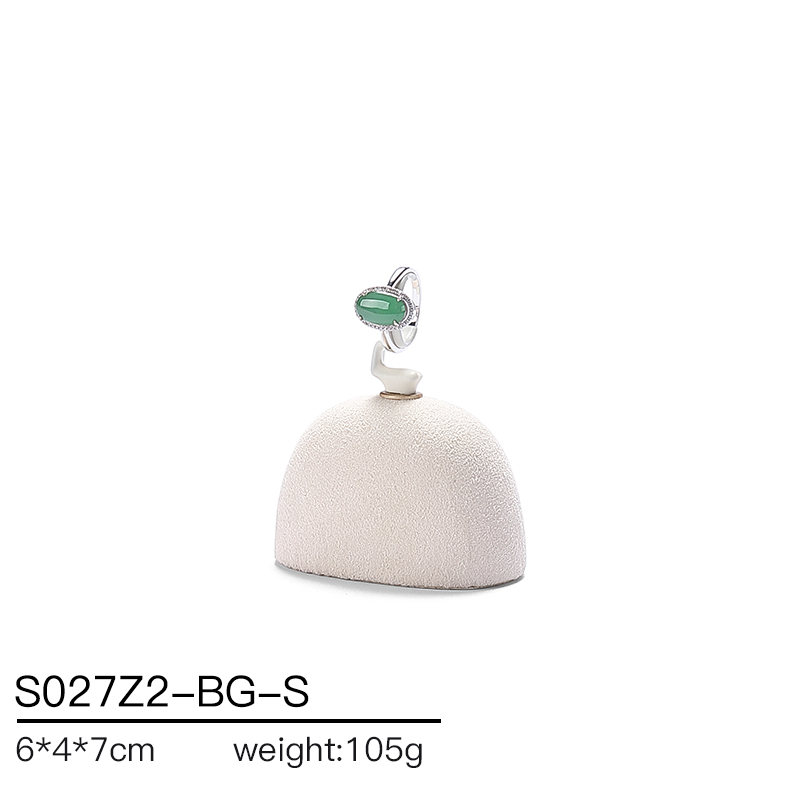 S027 Beige DIGU Luxury Microfiber Jewelry Display Set