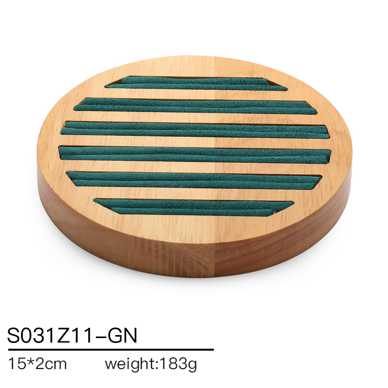 S031 DIGU Jewelry display props made of suede and rubber wood