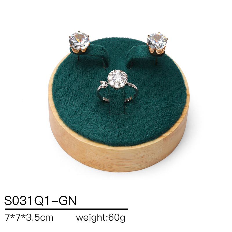 S031 DIGU Jewelry display props made of suede and rubber wood
