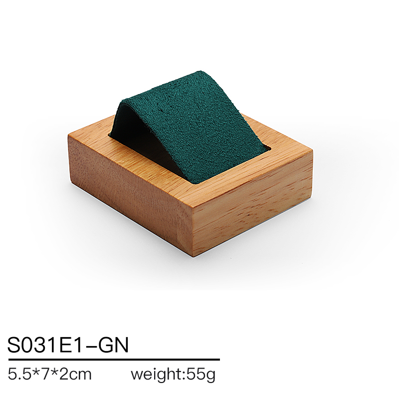 S031 DIGU Jewelry display props made of suede and rubber wood