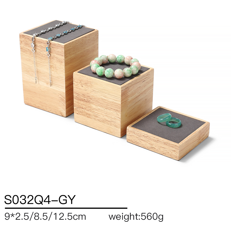 S032 Gray DIGU Handmade Microfiber Wood Jewelry Display Set for Necklace Rings