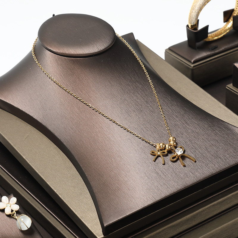 S035 Coffee DIGU Handmade Wholesale PU Leather Jewelry Display Stands