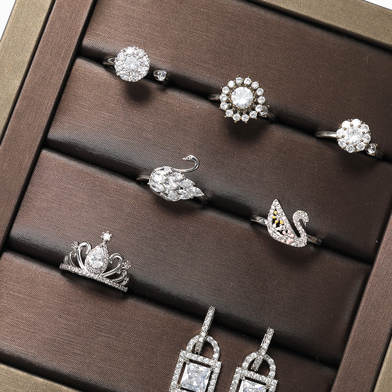 S035 Coffee DIGU Handmade Wholesale PU Leather Jewelry Display Stands