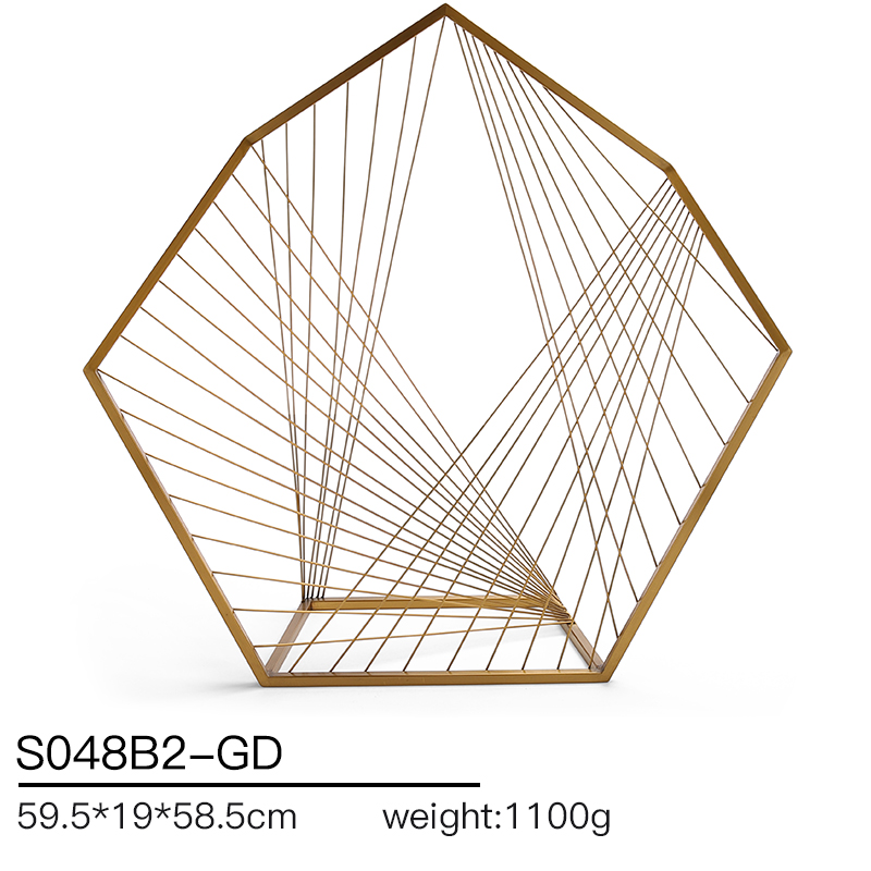 S048 GreenDIGU Fashion Metal with Leather Jewellery Display Stand Props