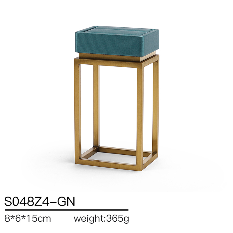 S048 GreenDIGU Fashion Metal with Leather Jewellery Display Stand Props