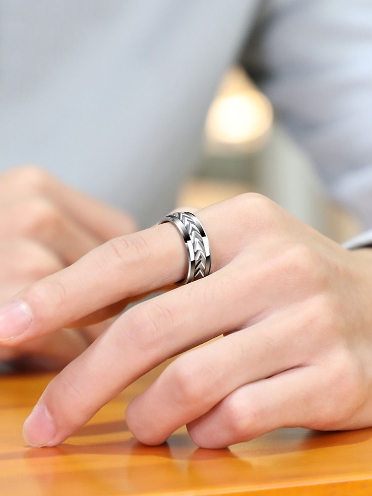 8mm Men's Ring Trend Personality Tungsten Steel Index Finger Single Tail Ring Can Rotate Rotating Tungsten Gold Ring Durable and Versatile for Every Occasion