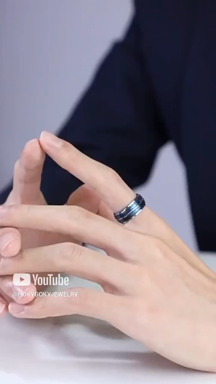 8mm Ring Men's Blue Hammer Pattern Hip Hop Single Index Finger Fashion Tungsten Ring Personality Pinky Ring Men's Tungsten Ring-Fashionable Aurora Blue and Silver Hammer Pattern Design, Durable and Comfortable