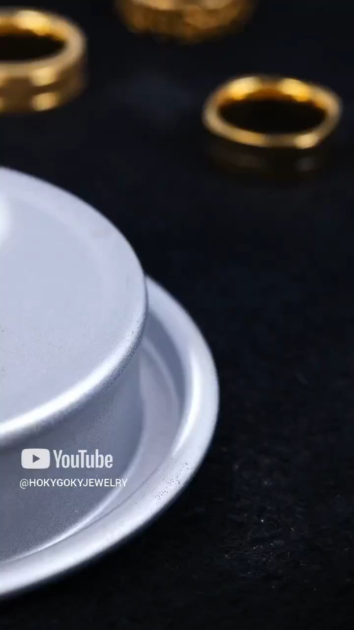 6mm Hammered Ring for Men, Plain Ring with Gold Plated Personality, High-Grade Wide Ring, Fashionable Index Finger Female Pinky Ring, Retro Hammered Tungsten Ring - Durable and Stylish Choice for Men