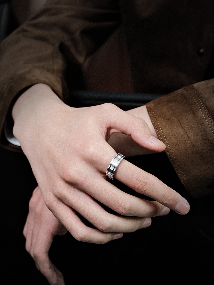 7mm Unisex Ring Silver Tungsten High-Grade Simple Slotted Personality All-Match Ring Single Index Finger Tungsten Domineering Men's Ring, Strong and Wear-Resistant, Treasured for a Hundred Years