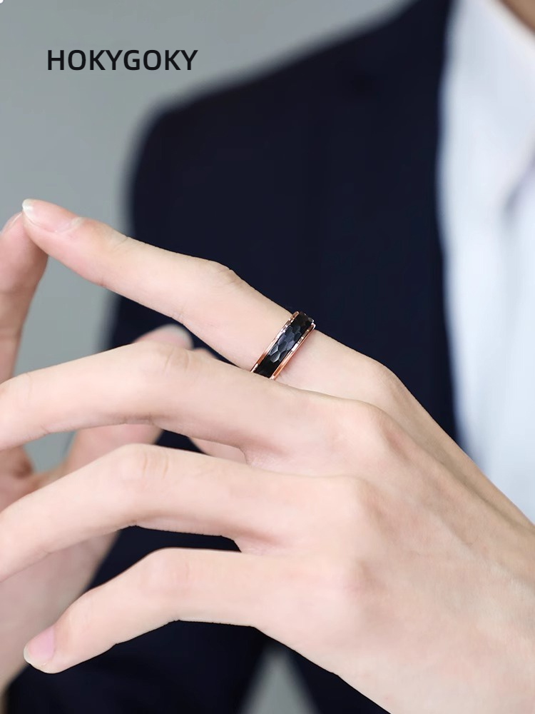 6mm Men's Rose Gold Ring Single Index Finger Black Hammer Tungsten Gold High-End Ring Men's Ring - Rose Gold Black Hammer, Retro Craftsmanship, Comfortable to Wear, Free Engraving, Applicable in Multiple Scenarios, Fashionable Men's Accessories