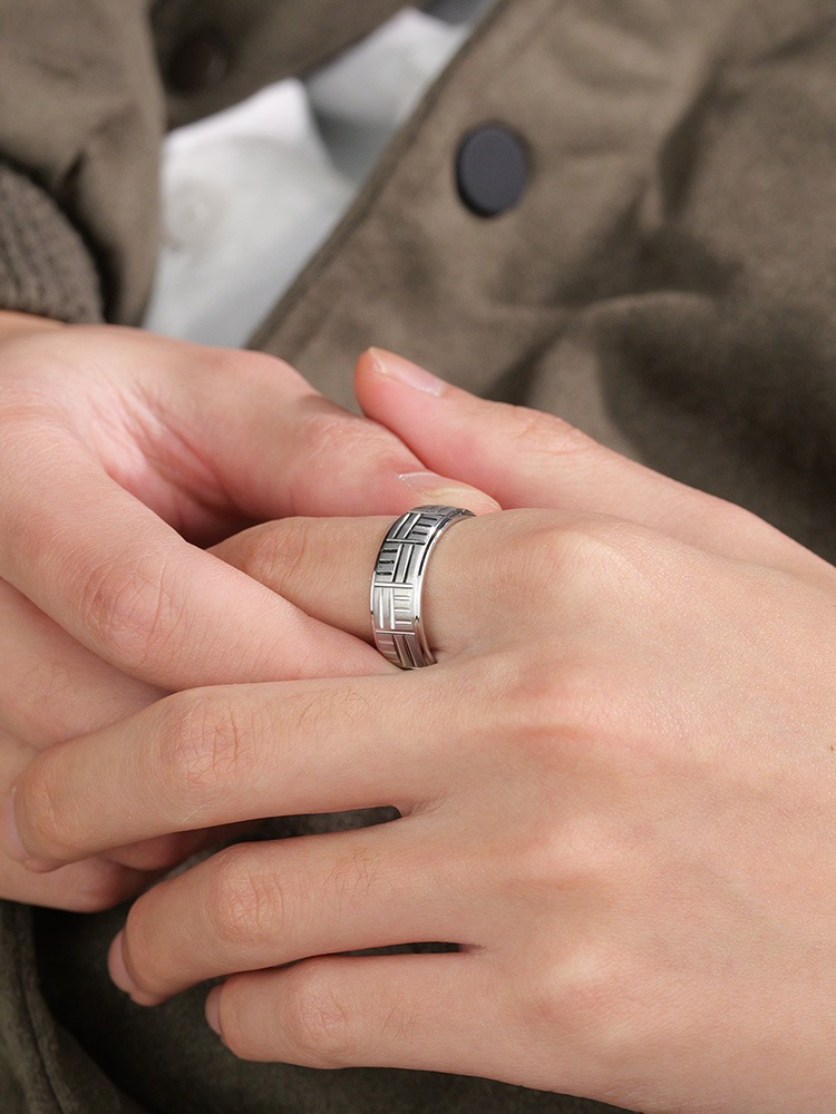 8mm Men's Tungsten Ring, Simple Versatile Index Finger, High-End Ring, Trendy Personality, Two-Element Four-Elephant Tungsten Ring 857, Tungsten Material, Yin-Yang Tai Chi Design, Wear-Resistant and Skin-Friendly, Oriental Cultural Charm