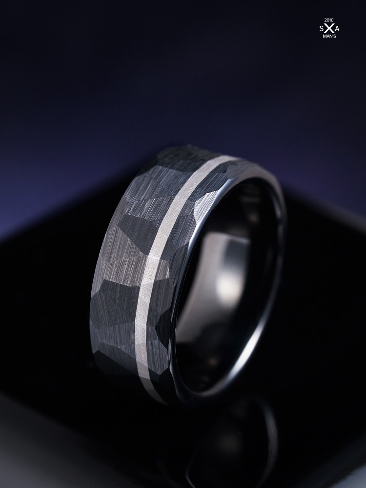 8mm Men's Hammered Ring Black High-End Trend Simple Wide Ring Retro Ink Crescent Tungsten Gold Ring 857 Tungsten Gold Brushed Hammered Ring Black Silver Contrast Mysterious Ink Crescent Design Wear-Resistant and Skin-Friendly Men's Charming Choice