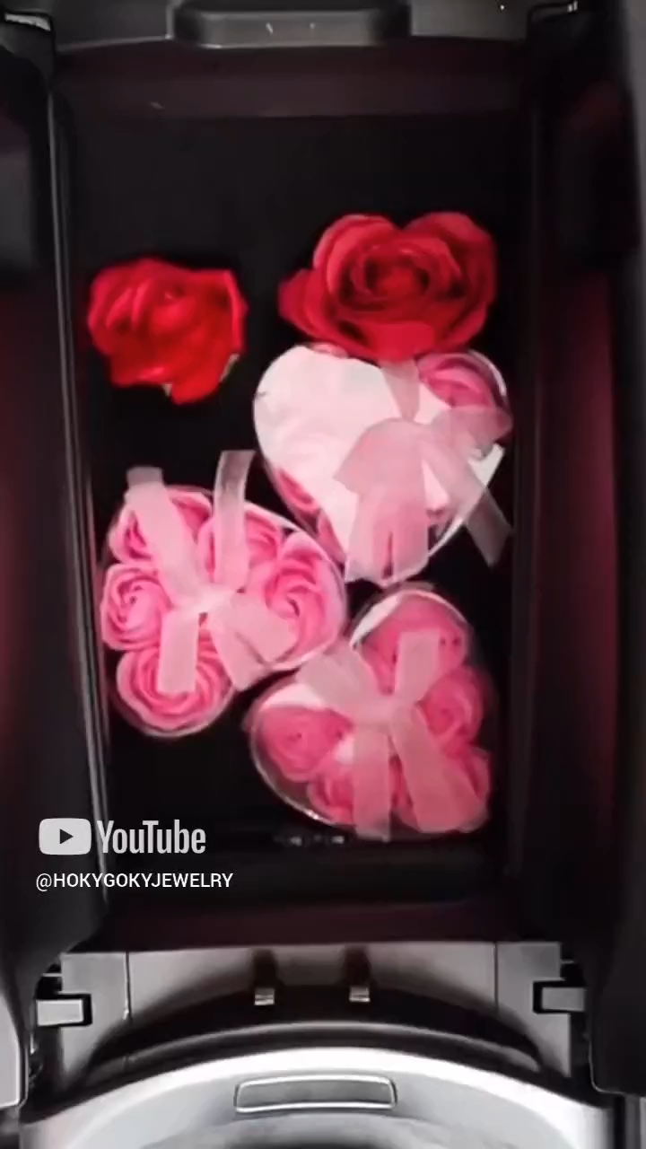 Black and White Couple Rings, Fashionable and High-End Pinky Rings, Tungsten Steel Rings, Affectionate Series Couple Rings, Tungsten Gold Black and White Stripes Design, Symbolizing Single-Mindedness, Support Inner Wall Engraving Customization