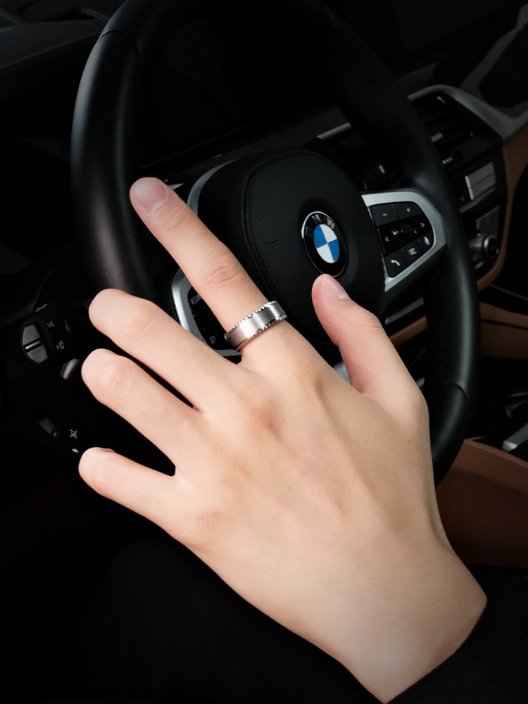 8mm Men's Tungsten Ring Simple And Versatile High-Grade Ring No-Fading Fashionable Plain Ring Tungsten Domineering Men's Ring 857 Tungsten Wear-Resistant and Scratch-Resistant Brushed Craftsmanship Ergonomic Inner Arc Calm Silver