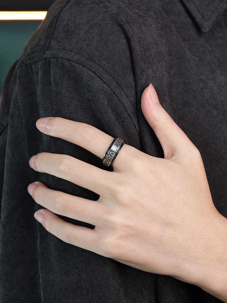 8mm Men's Tungsten Ring, Moissanite Diamond Ring Carbon Fiber Trendy Men's High-end Feeling No Fading Fashionable and Durable Personality Niche Brotherhood