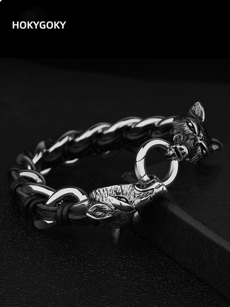 20cm Men's Bracelet Niche Design Titanium Steel Braided Jewelry Personality Simple Birthday Gift Men's Wolf Head Bracelet - First Layer of Cowhide Titanium Steel Material, Fashionable Motorcycle Style Personality Accessories