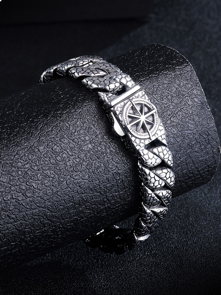 Men's Bracelet Compass Titanium Steel Retro Old Craft Bracelet Snake Pattern High-end Trend European and American Niche Personality Cool Design Hand Jewelry