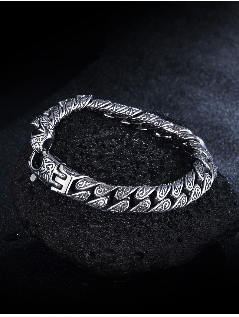 Men's Bracelet Titanium Steel Auspicious Cloud Retro Old Unique Pattern Design Bracelet High-end Sense All-match Hip-hop Jewelry Personality Niche Design Trend