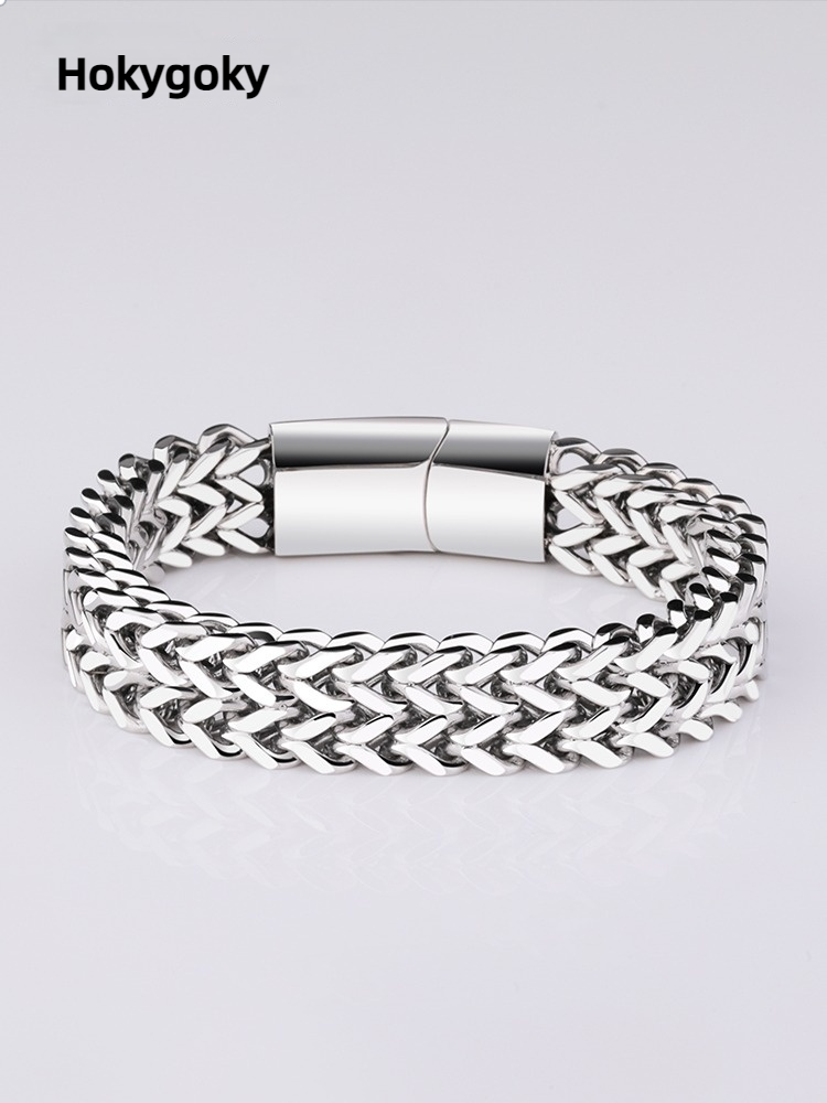 Men's bracelet titanium steel high-grade simple and generous personality fashion trendy single hand jewelry birthday gift for boyfriend fashionable and durable leisure sports street