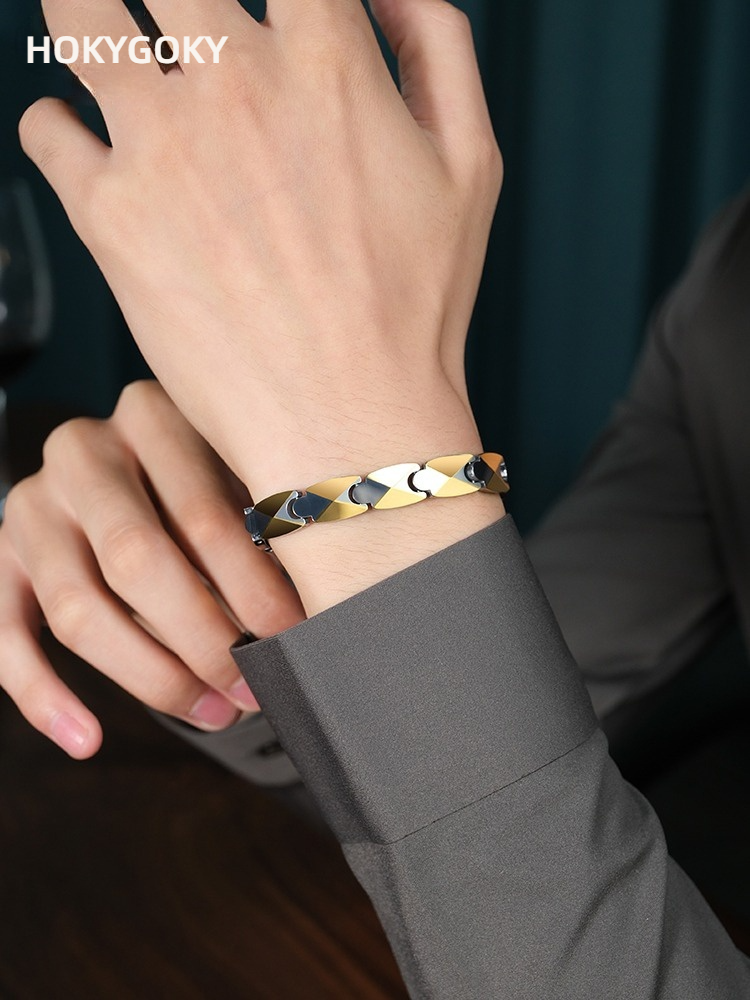 20.5cm Men's Bracelet Simple Magnet Jewelry Tungsten Gold Personality Hand Jewelry Light Luxury High-End God of War Bracelet 857 Tungsten Gold Material Vacuum Plating Process Arrow Element Design Wristband Trendy Men's Personality Accessories