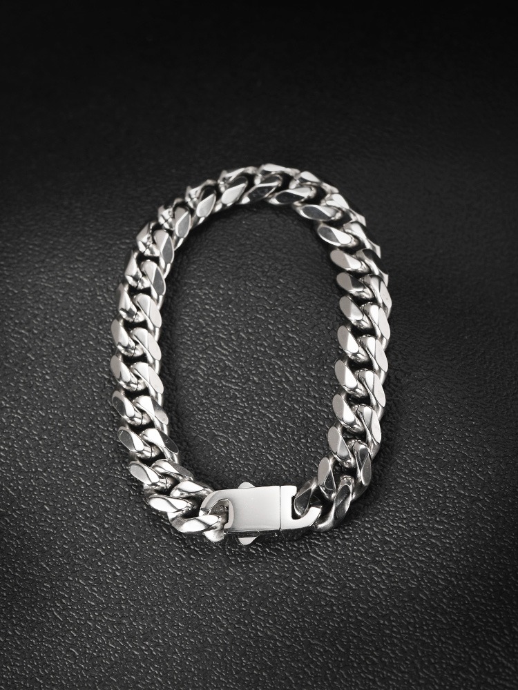 Men's Cuban Titanium Steel Bracelet Hip-hop European and American Trendy Men's Simple American Style Personality Fashion Shiny Bracelet Retro Fashion High Polished Durable Double-sided Butterfly Buckle