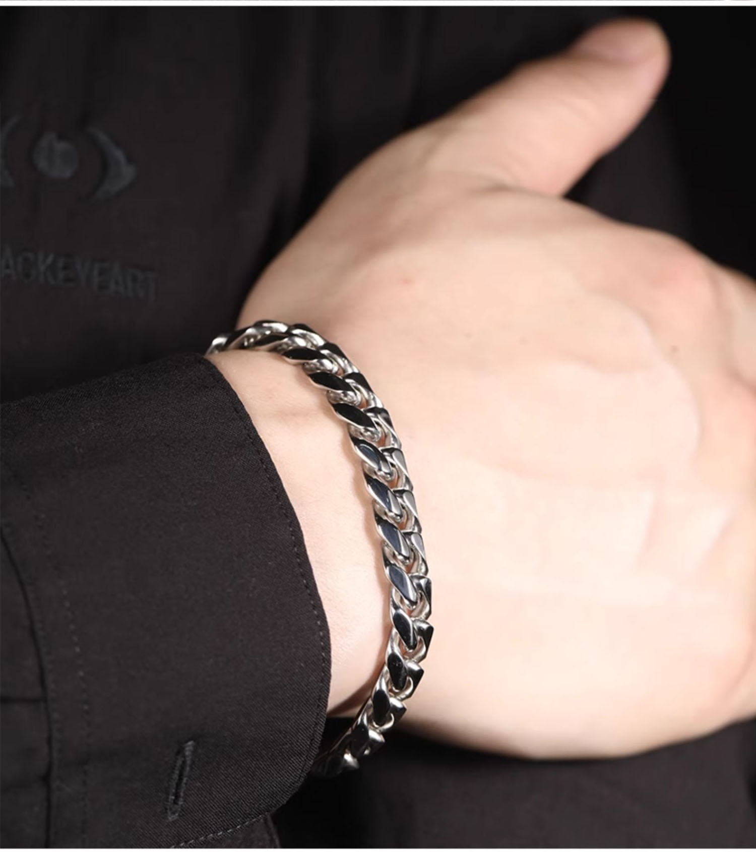 Men's Cuban Titanium Steel Bracelet Hip-hop European and American Trendy Men's Simple American Style Personality Fashion Shiny Bracelet Retro Fashion High Polished Durable Double-sided Butterfly Buckle